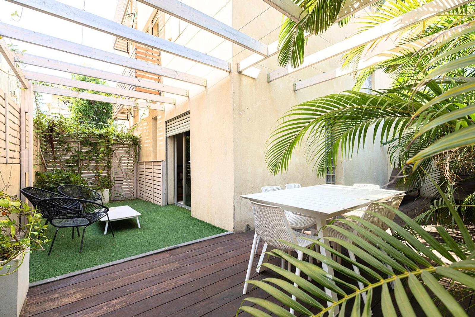The Life Complex - By Localz Group Tel-Aviv