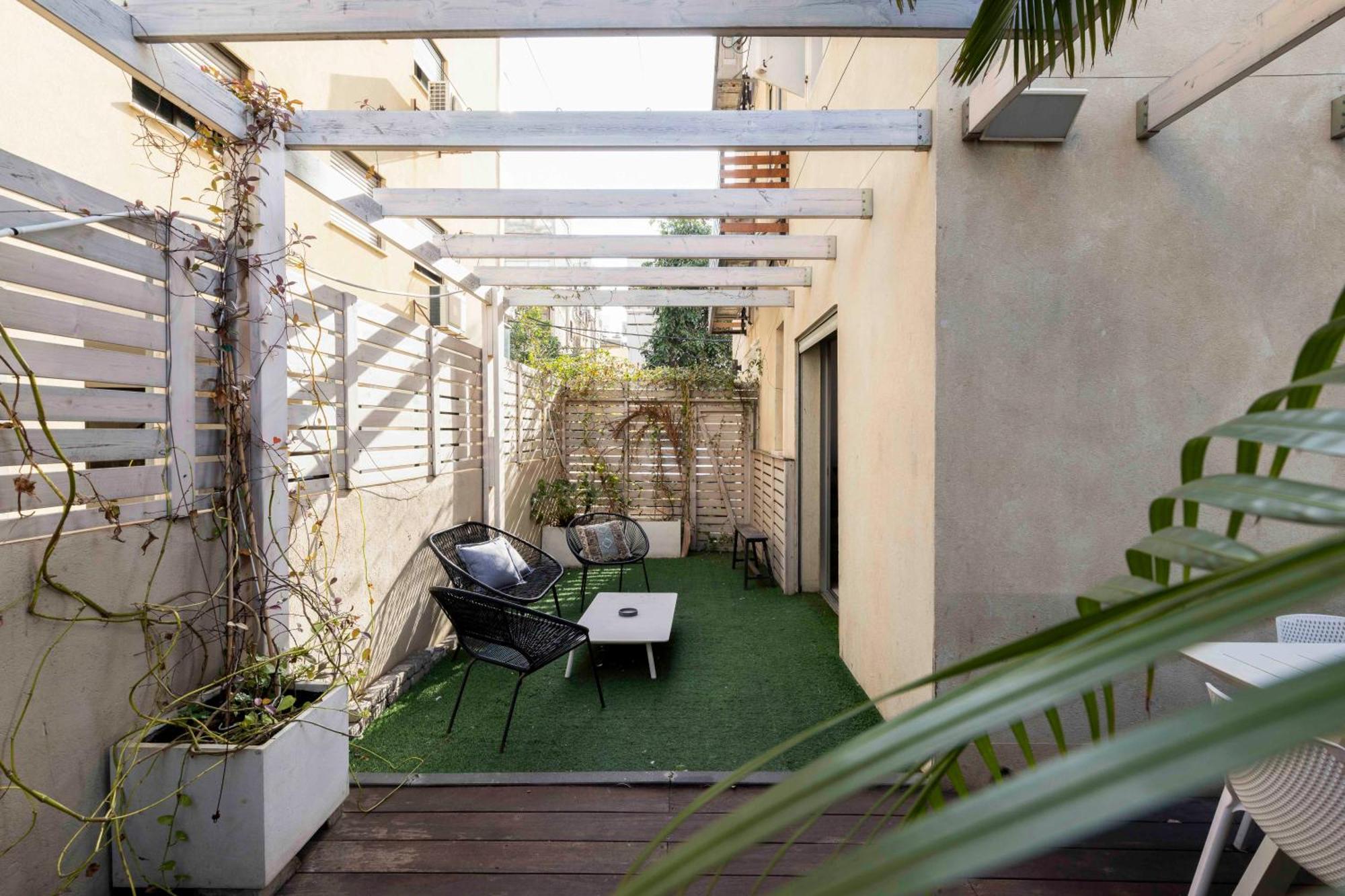 The Life Complex - By Localz Group * Tel-Aviv